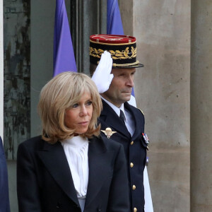 Le président Emmanuel Macron, la première dame Brigitte Macron - Le roi et la reine d'Espagne arrivent au palais de l'Elysée à Paris pour un déjeuner avant la cérémonie à l'occasion de la première journée nationale d'hommage aux victimes du terrorisme le 11 mars 2020. © Stéphane Lemouton / Bestimage