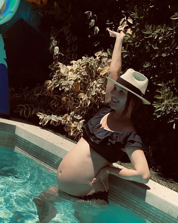 Camilla Luddington (Jo Wilson/Karev, dans la série Grey's Anatomy), enceinte de son deuxième enfant et bientôt à terme, photo Instagram du 13 juillet 2020.