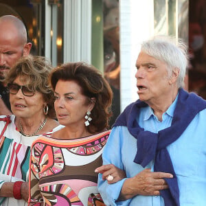 Bernard Tapie et sa femme Dominique à Saint-Tropez. Le 15 juillet 2020.