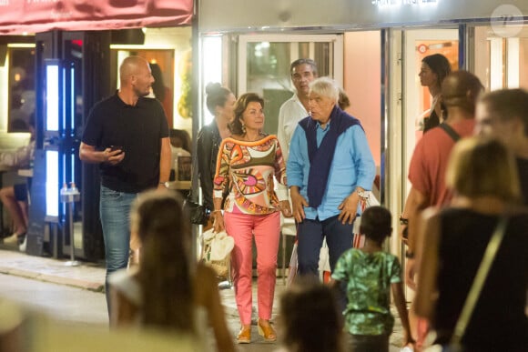 Bernard Tapie et sa femme Dominique sont allés diner au restaurant "Le Girelier" à Saint-Tropez. Le 15 juillet 2020.