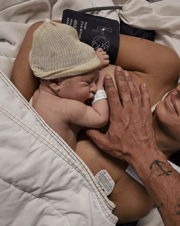 Rachel Legrain-Trapani a accouché mardi 7 juillet 2020 de son deuxième enfant, un petit garçon prénommé Andrea. C'est son amoureux Valentin Léonard qui a annoncé l'heureuse nouvelle.