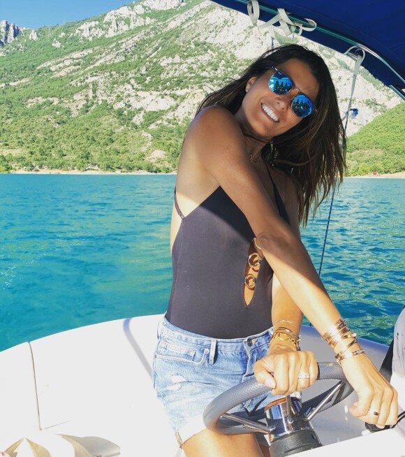Karine Ferri en vacances dans le sud de la France, le 2 juillet 2020, sur Instagram