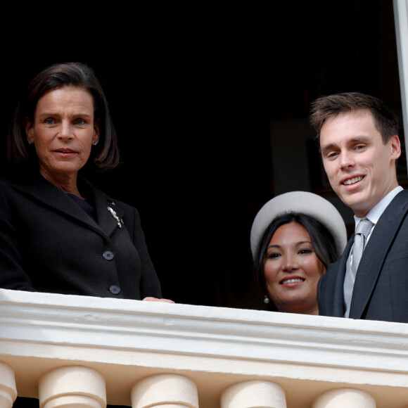 La princesse Stéphanie de Monaco, Louis Ducruet et sa femme Marie - La famille princière de Monaco au balcon du palais lors de la Fête nationale monégasque à Monaco. Le 19 novembre 2019 © Claudia Albuquerque / Bestimage