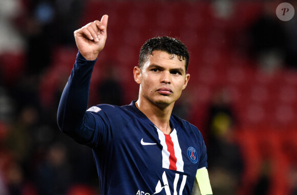 Thiago Silva ( 2 - PSG ) - - Joueurs au parc des princes lors du match de championnat de Ligue 1 Conforama opposant le Paris Saint-Germain (PSG) à Lille le 22 Novembre 2019 © Federic Pestellini / Panoramic/ Bestimage