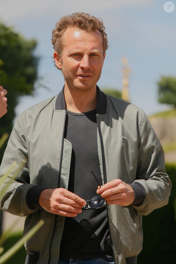 Sinclair - Photocall "Fête Givrée" à Disneyland Paris à Marne-la-Vallée le 30 mai 2015