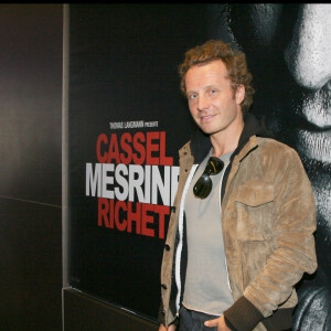 Le chanteur Sinclair - Première des films "Mesrine : L'instinct de mort" et "Mesrine : L'ennemi public N°1" au cinéma - Paris 12/10/2008 - Paris