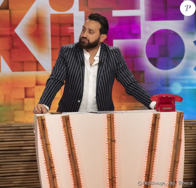 Exclusif - Cyril Hanouna - Dernière de l'émission "C que du Kif" en direct sur C8 et présentée par Cyril Hanouna avec distribution de cadeaux dans la rue et prise de parole de Jean.Roch le 18 juin 2020. © Jack Tribeca / Bestimage