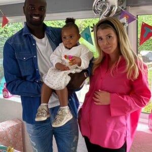 Emilie Fiorelli et M'Baye Niang pour les 2 ans de leur fille Louna, le 22 avril 2020