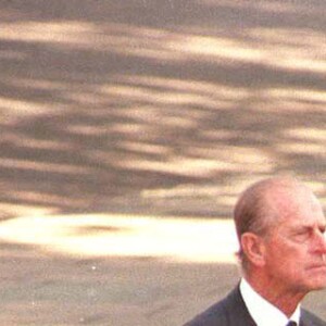 Le prince Philip, le prince William, Charles Spencer, le prince Harry et le prince Charles aux funérailles de Daiana à Londres en 1997.