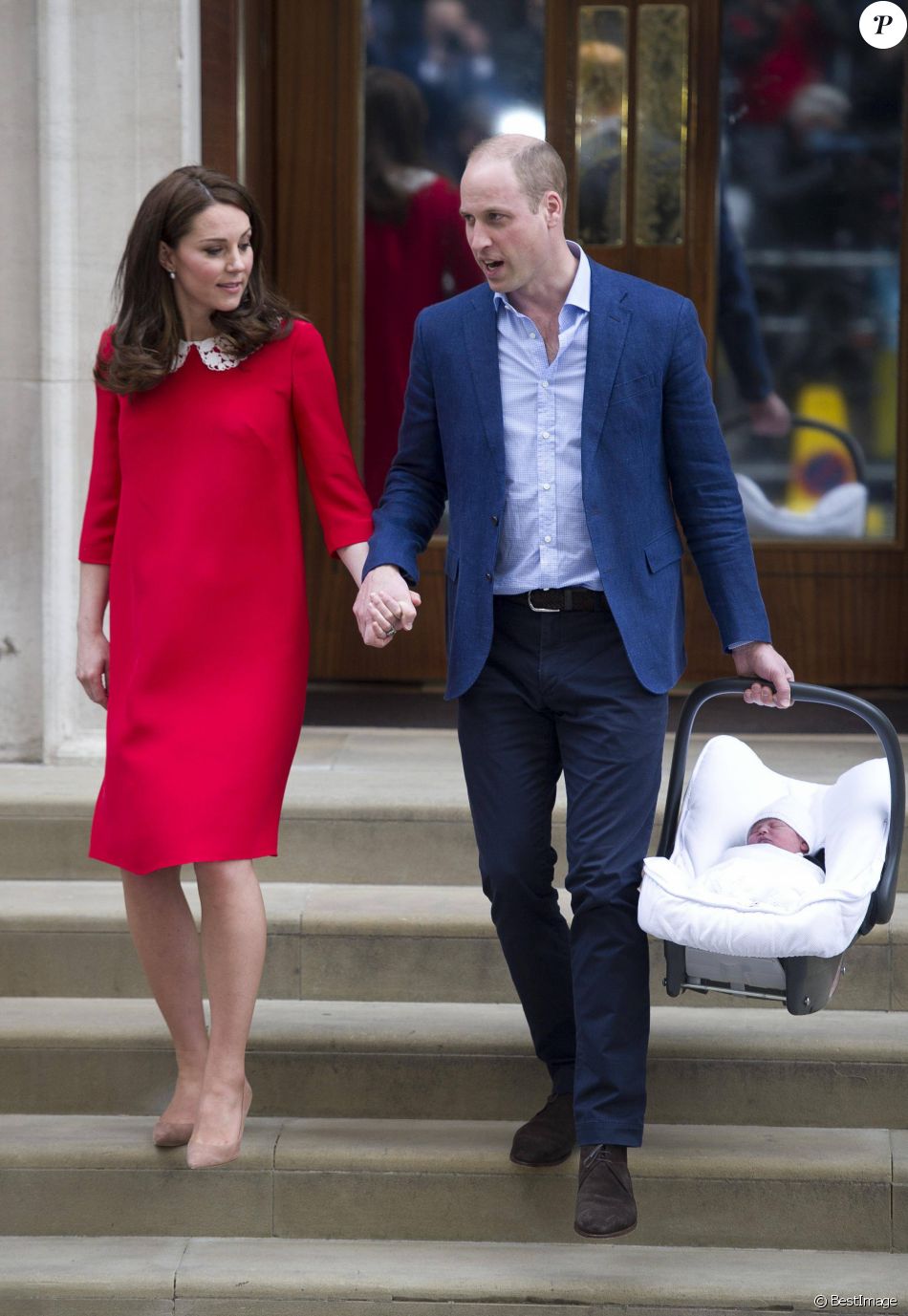 Le prince William et Kate Middleton le jour de la naissance de leur