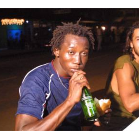 Moussa et Moundir dans "Koh-Lanta" en 2003