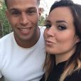 Kelly Helard, ex-candidate des Ch'tis, et Neymar, ex-candidat de la Belle et ses princes presque charmants, se sont mariés à Las Vegas.