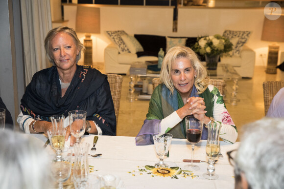 Dîner chez la famille Vranken après le spectacle - Jamie McCourt, Ambassadrice des États-Unis en France et à Monaco, Sophie Cluzel, Secrétaire d'État chargée des Personnes handicapées Spectacle "Inconnu À Cette Adresse" de K.Taylor, mise en scène par D.de Malherbe M.Boujenah et C.Berling reprennent ce spectacle de lecture théâtralisée des dix-neuf lettres du chef d'oeuvre de Kressmann Taylor. © Cyril Bruneau / Festival de Ramatuelle / Bestimage