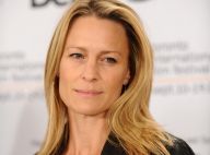 Robin Wright, toujours sublime, dévoile ses vies privées... avec un Keanu Reeves très barbu !