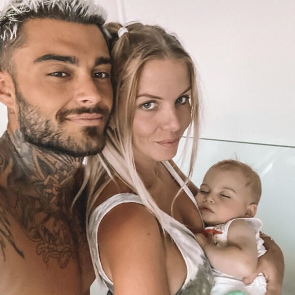 Jessica Thivenin avec Thibault Garcia et leur fils Maylone, le 8 août 2020, sur Instagram