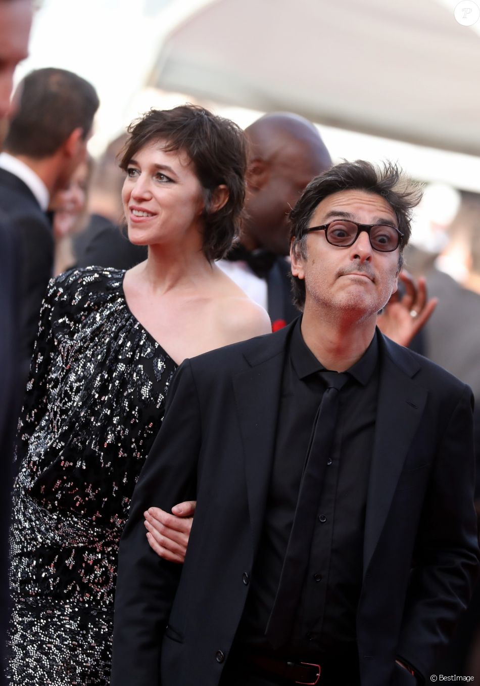 Charlotte Gainsbourg et son compagnon Yvan Attal Montée des marches