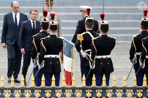 Le président français Emmanuel Macron et le premier ministre Jean Castex lors de la cérémonie du 14 juillet à Paris le 14 juillet 2020. © Stéphane Lemouton / Bestimage