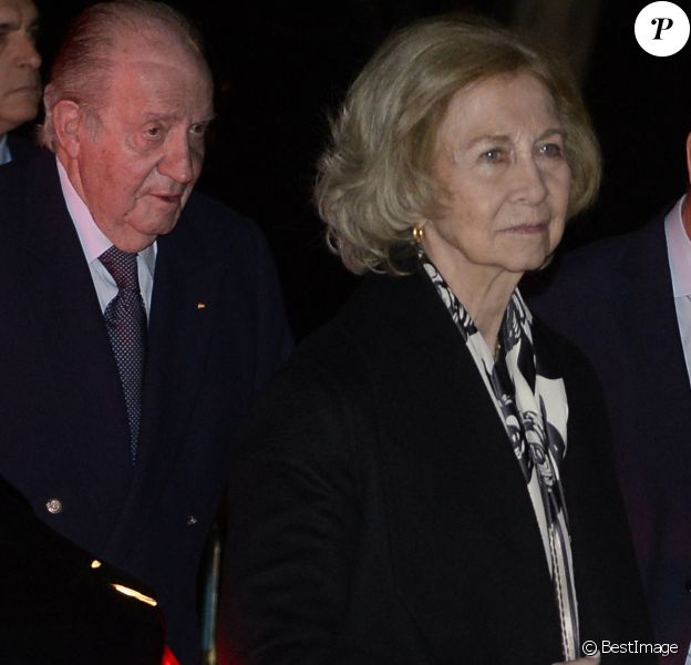 Le roi Juan Carlos et la reine Sofia d'Espagne à leur arrivée aux obsèques de l'homme d'affaires mexicain Placido Arango à Madrid. Le 17 février 2020