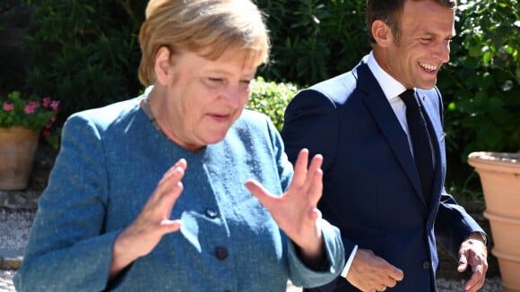 Emmanuel Macron : Joyeuses retrouvailles avec Angela Merkel à Brégançon