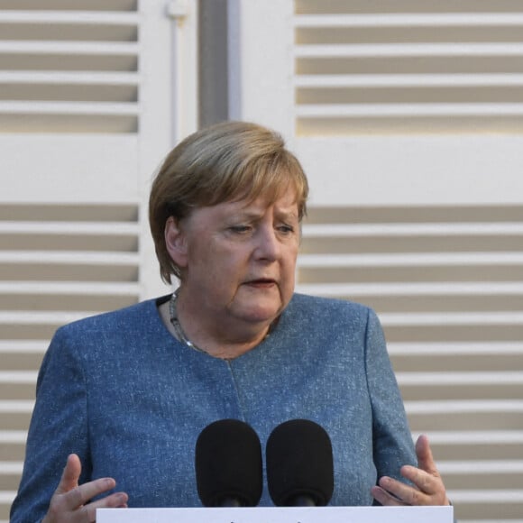 Angela Merkel, Chancelière fédérale, le Président Emmanuel Macron - Conférence de presse au Fort de Brégançon, à Bormes-les-Mimosas, dans le sud-est de la France, le 20 août 2020. Le président français a rencontré la chancelière allemande pour tenter de renforcer la compréhension franco-allemande sur les nombreux enjeux européens et internationaux. © Christophe Simon / Pool / Bestimage