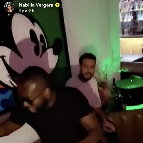 Nabilla en soirée à Dubaï avec Maître Gims et sa femme Dem Dem - Snapchat, 23 août 2020