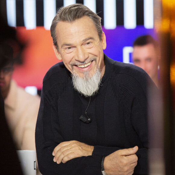 Florent Pagny - Enregistrement de l'émission "Clique" présentée par M. Achour sur Canal Plus à Issy-les-Moulineaux le 5 mars 2020. © Jack Tribeca/Bestimage