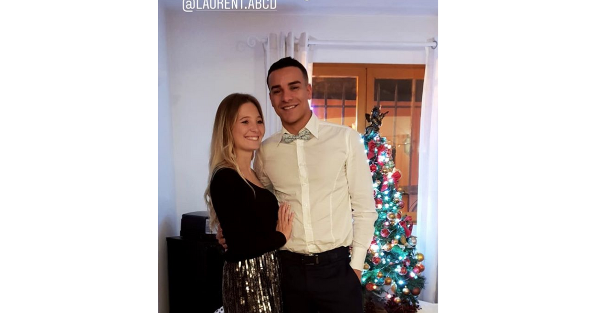 Mariés Au Premier Regard Saison 2 Emma Et Laurent Emma et Laurent en couple. Les candidats de Mariés au premier regard