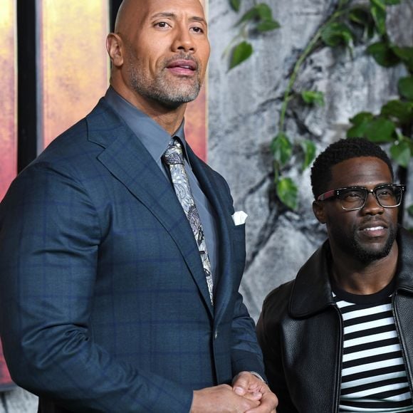 Dwayne Johnson, Kevin Hart à la première de "Jumanji: Welcome To The Jungle" au cinema Vue West End à Londres, le 7 décembre 2017.