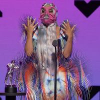 MTV VMA 2020 : Lady Gaga triomphe, festival de looks dingues