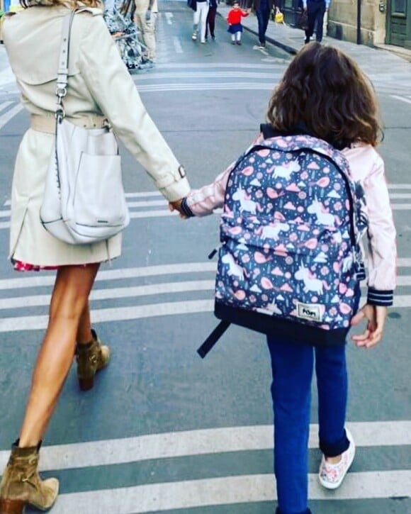 Mélissa Theuriau avec sa fille Lila pour sa rentrée scolaire, sur Instagram le 1er septembre 2020.