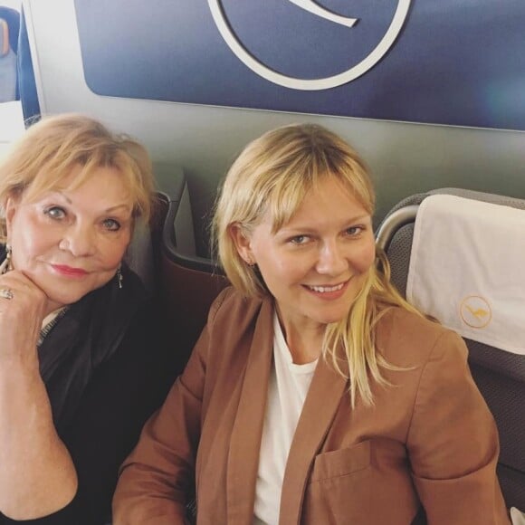 Kirsten Dunst et sa maman sur Instagram. Le 2 septembre 2017.