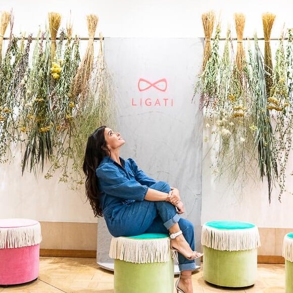 Jenifer lance une collection d'objets déco baptisée Ligati, septembre 2020.