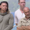 L'équipe des verts représentant l'Est lors du premier épisode de "Koh-Lanta, Les 4 Terres"