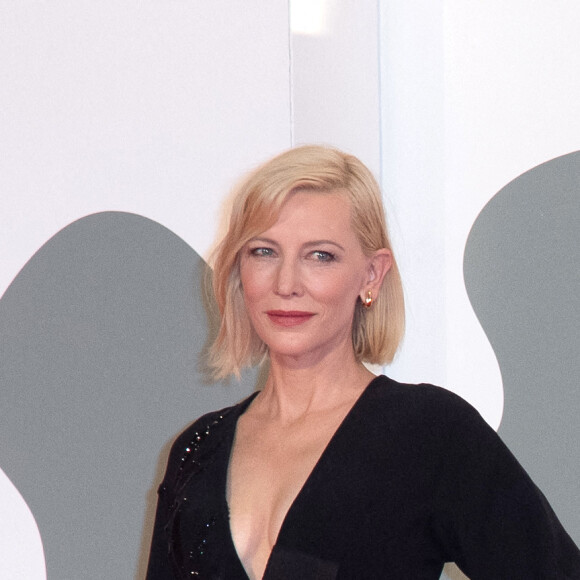 Cate Blanchett sur le tapis rouge du film "Les Amants sacrifiés" lors de la 77ème édition du Festival international du film de Venise, la Mostra. Le 9 septembre 2020 © Imagespace / Zuma Press / Bestimage