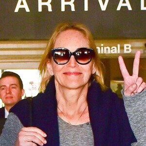 Exclusif - Sharon Stone arrive à l'aéroport de LAX, Los Angeles, le 31 janvier 2020.