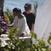 Exclusif - Michael B Jordann, Nate Moore, Kevin Feige (président de Marvel Studios), les co-stars de "Black Panther" Lupita Nyong'o et Winston Duke rejoignent la femme et la famille de Chadwick Boseman au mémorial de Malibu, Los Angeles, Californie, Etats-Unis, le 5 septembre 2020.