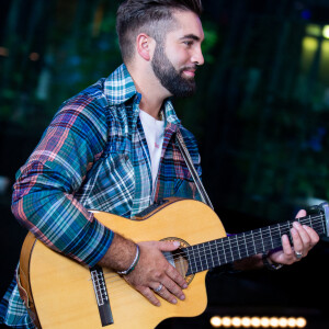 Kendji Girac lors de la 32ème édition du Télévie, l'opération de récolte de dons de RTL Belgium au profit du Fonds de la recherche scientifique (FNRS) pour aider la lutte contre la leucémie et le cancer. Belgique, Bruxelles, le 19 septembre 2020