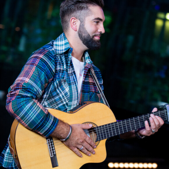 Kendji Girac lors de la 32ème édition du Télévie, l'opération de récolte de dons de RTL Belgium au profit du Fonds de la recherche scientifique (FNRS) pour aider la lutte contre la leucémie et le cancer. Belgique, Bruxelles, le 19 septembre 2020