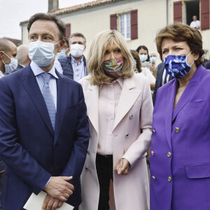 Stéphanie Bern, Brigitte Macron, Roselyne Bachelot, à l'Hôtel de Polignac, à l'occasion des journées européennes du patrimoine et de la troisième édition du Loto du Patrimoine. Selectionné en 2018 parmi les 18 sites emblématiques du Loto du Patrimoine, l'Hôtel de Polignac est actuellement en pleine restauration. A Condom, le 18 Septembre 2020. © Sébastien Ortola / Pool / Bestimage