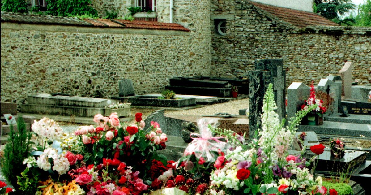La tombe de Romy Schneider à Boissy-sans-Avoir dans les Yvelines, en