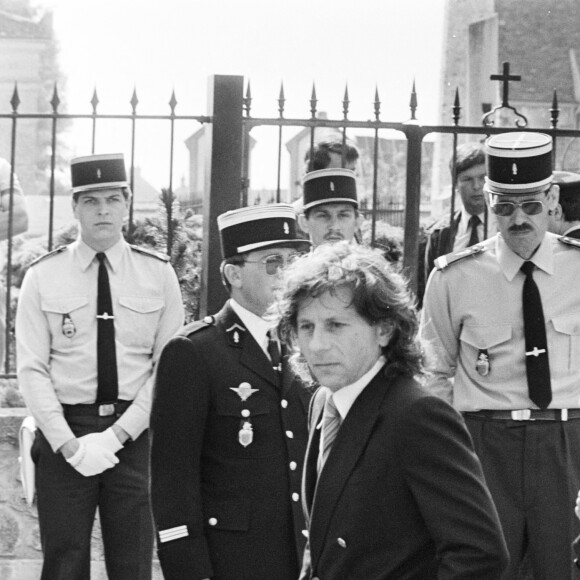 En France, à Boissy-sans-Avoir dans les Yvelines, Roman Polanski lors des obsèques de Romy Schneider. Le 2 juin 1982