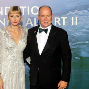 La princesse Charlène et le prince Albert II de Monaco lors du photocall du gala "Monte-Carlo Gala for Planetary Health" organisé par la Fondation Prince Albert II de Monaco le 24 septembre 2020. © Jean-François Ottonello / Nice Matin / Bestimage