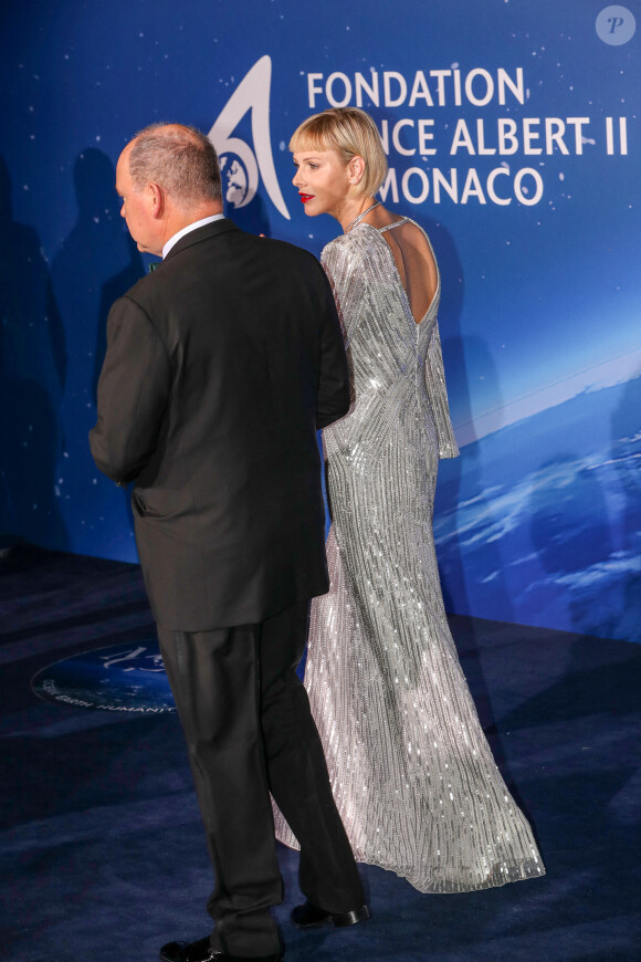 Le prince Albert II de Monaco et la princesse Charlène lors du photocall du gala "Monte-Carlo Gala for Planetary Health" organisé par la Fondation Prince Albert II de Monaco le 24 septembre 2020. © Jean-Charles Vinaj / Pool Monaco / Bestimage