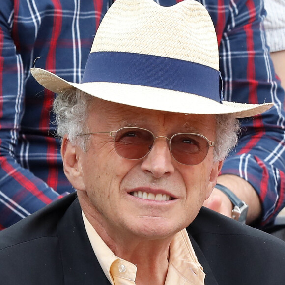 Nelson Monfort dans les tribunes lors des internationaux de tennis de Roland Garros à Paris, France.. © Jacovides-Moreau/Bestimage 