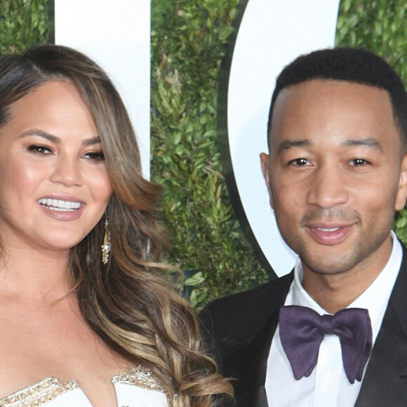 Naissance - Chrissy Teigen et John Legend sont parents pour la deuxième fois d'un petit garçon - Chrissy Teigen, son mari John Legend lors de la 71ème cérémonie annuelle des Tony Awards 2017 au Radio City Music Hall à New York, le 11 juin 2017.