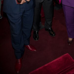 Exclusif - Jean-Luc Choplin, Marc Ladreit de Lacharrière, Roselyne Bachelot et Eric Ruf - La Ministre de La Culture Roselyne Bachelot s'est rendue a l'ouverture du Théâtre Marigny, le 30 septembre 2020 à Paris. Roselyne Bachelot, Marc Ladreit de Lacharrière, Eric Ruf et Jean-Luc Choplin réunis au théâtre Marigny à l'occasion de sa réouverture et de la première représentation de la Comédie Française. Mercredi 30 septembre, le Théâtre Marigny, l'un des plus beaux théâtres parisiens rouvrait ses portes au public pour la première représentation de la pièce mise en scène par Christophe Honoré, " Le Côté de Guermantes ", adaptation du roman de Marcel Proust. A cette occasion, la Ministre de la Culture Roselyne Bachelot, le président de Fimalac Marc Ladreit de Lacharrière, l'administrateur général de la Comédie Française Eric Ruf, et le directeur du Théâtre Marigny Jean-Luc Choplin étaient réunis pour cette soirée hautement symbolique à bien des égards. En effet Marc Ladreit de Lacharrière souhaitait que le théâtre Marigny, soit un des premiers grands théâtres de la scène parisienne à rouvrir, pour soutenir nos artistes et rendre au public ses salles. Mais aussi, et pour la première fois, le fruit d'un partenariat conclu par Marc Ladreit de Lacharrière et la Comédie Française, un rapprochement emblématique entre acteurs du théâtre privé et du théâtre public. La Salle Richelieu de la Comédie Française va fermer pour sept mois tandis qu'une partie des spectacles se délocalisera notamment au Théâtre et au Studio Marigny. © Cyril Moreau / Bestimage