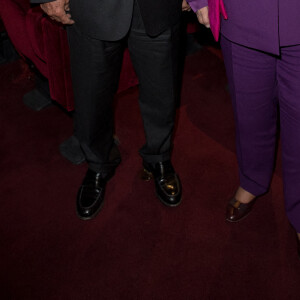 Exclusif - Marc Ladreit de Lacharrière, Roselyne Bachelot - La Ministre de La Culture Roselyne Bachelot s'est rendue a l'ouverture du Théâtre Marigny, le 30 septembre 2020 à Paris. Roselyne Bachelot, Marc Ladreit de Lacharrière, Eric Ruf et Jean-Luc Choplin réunis au théâtre Marigny à l'occasion de sa réouverture et de la première représentation de la Comédie Française. Mercredi 30 septembre, le Théâtre Marigny, l'un des plus beaux théâtres parisiens rouvrait ses portes au public pour la première représentation de la pièce mise en scène par Christophe Honoré, " Le Côté de Guermantes ", adaptation du roman de Marcel Proust. A cette occasion, la Ministre de la Culture Roselyne Bachelot, le président de Fimalac Marc Ladreit de Lacharrière, l'administrateur général de la Comédie Française Eric Ruf, et le directeur du Théâtre Marigny Jean-Luc Choplin étaient réunis pour cette soirée hautement symbolique à bien des égards. En effet Marc Ladreit de Lacharrière souhaitait que le théâtre Marigny, soit un des premiers grands théâtres de la scène parisienne à rouvrir, pour soutenir nos artistes et rendre au public ses salles. Mais aussi, et pour la première fois, le fruit d'un partenariat conclu par Marc Ladreit de Lacharrière et la Comédie Française, un rapprochement emblématique entre acteurs du théâtre privé et du théâtre public. La Salle Richelieu de la Comédie Française va fermer pour sept mois tandis qu'une partie des spectacles se délocalisera notamment au Théâtre et au Studio Marigny. © Cyril Moreau / Bestimage