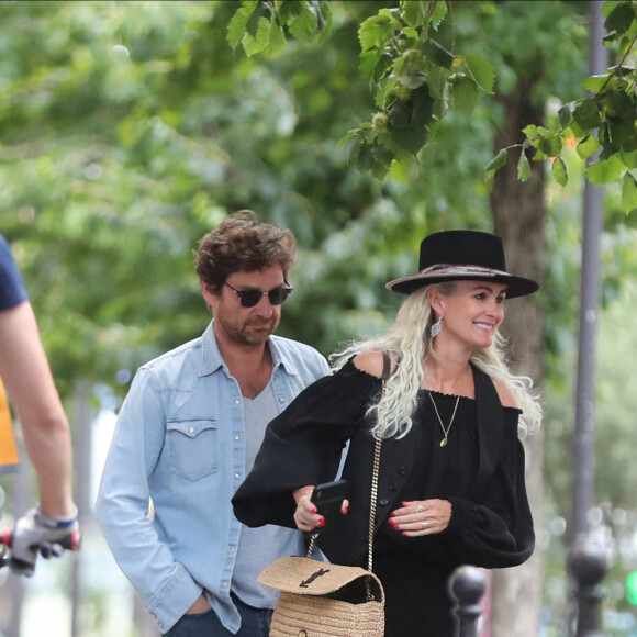 Exclusif - Laeticia Hallyday et son compagnon Pascal Balland sont allés dîner au restaurant "Joia" d'Hélène Darroze, le 30 juin 2020.