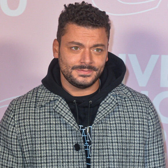 Kev Adams - Photocall du défilé Etam Live Show 2020 à Paris le 29 septembre 2020. © Pool Agence Bestimage 