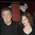 Eddy Michell avec sa femme Muriel et leur fille Paméla au théâtre de Paris, le 27 septembre 2010.